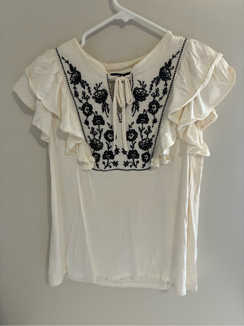 Womens Ruffle Sleeve Embroidered Summer Blouse SZ Medium